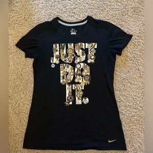 Nike Graphic T-Dri-Fit
